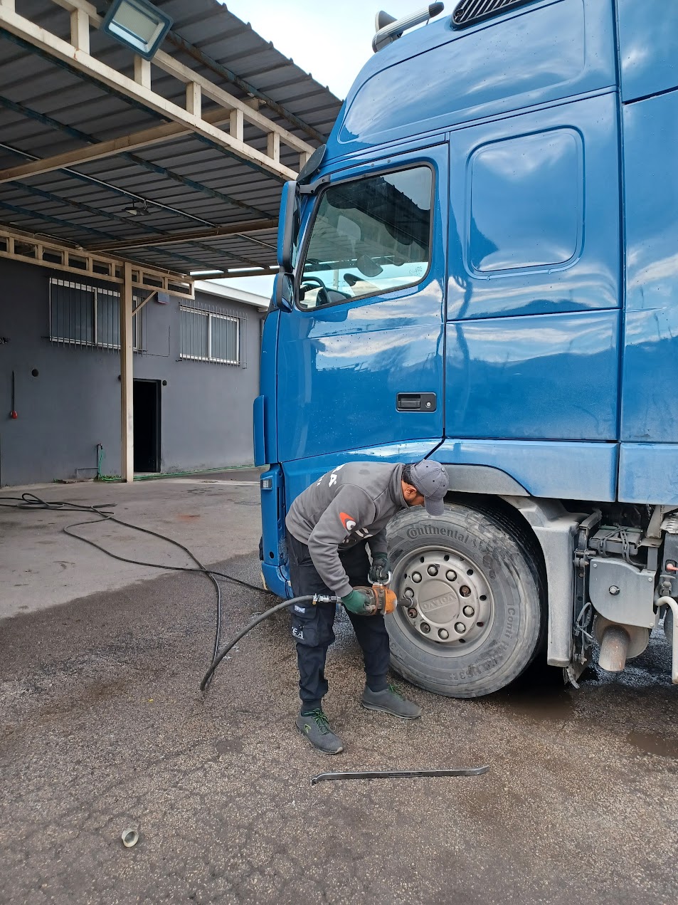 Φορτηγά service